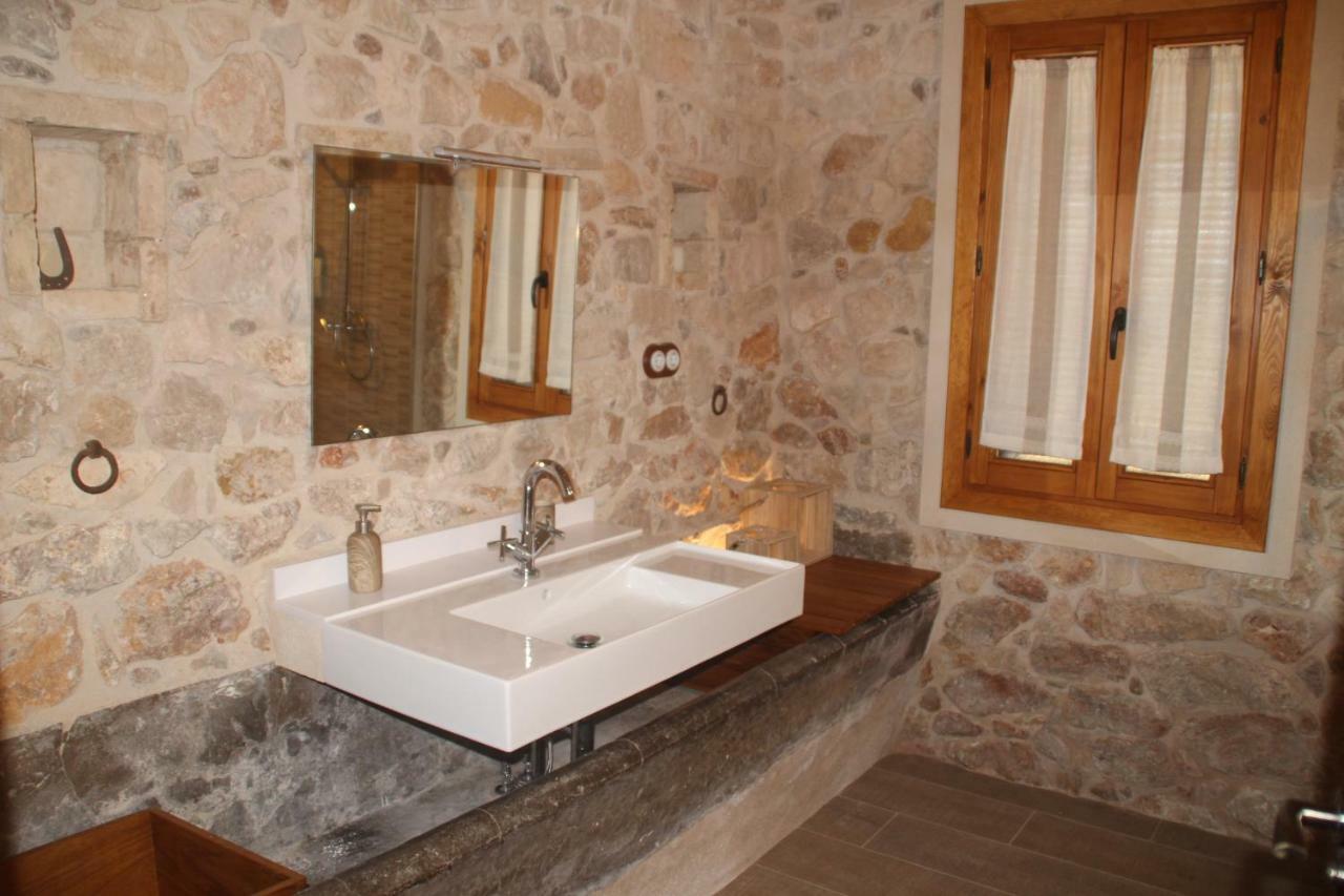 Masia Rural L'Hort De Maso Miravet Bagian luar foto